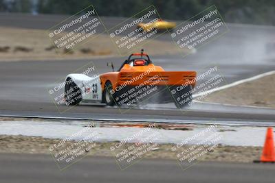 media/Nov-16-2025-CalClub SCCA (Sun) [[2975c16dfc]]/Group 3/Turn 1/